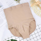 Seamless high-waisted shorts with butt-lift design